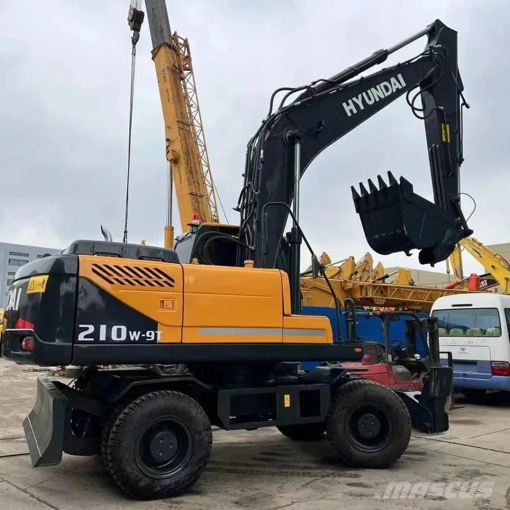 Hyundai R210W-9T Wielgraafmachines