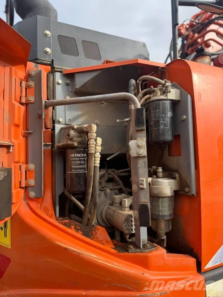 Hitachi ZX 135 US Rupsgraafmachines