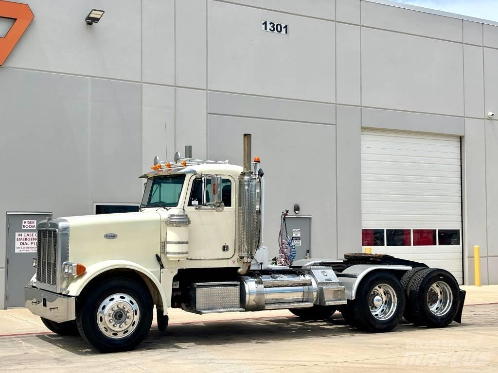 Peterbilt 378 Trekkers
