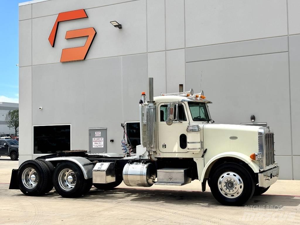 Peterbilt 378 Trekkers