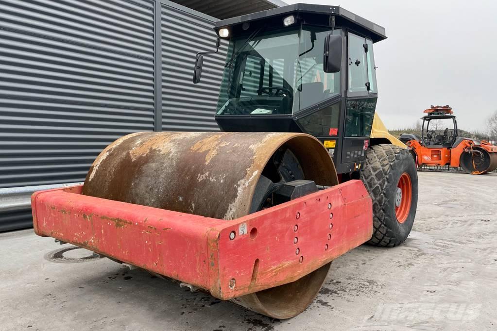 Dynapac CA302D Trilrolwalsen