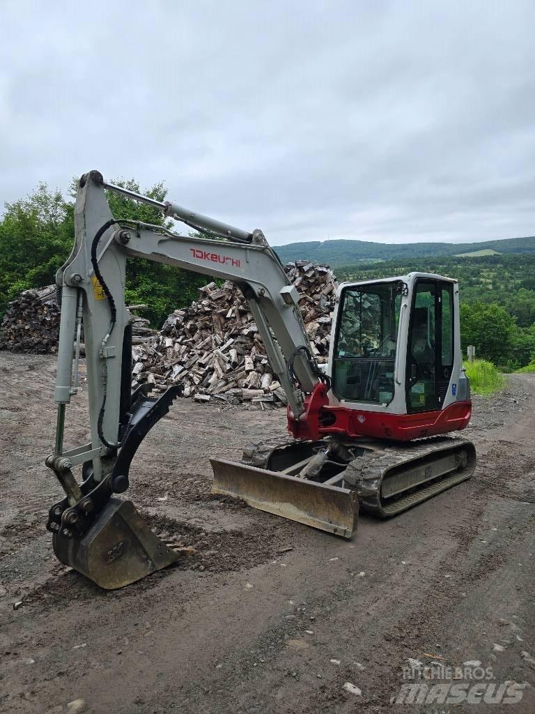 Takeuchi TB 250 Minigraafmachines < 7t
