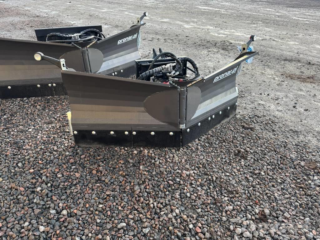 Pronar PUV 1800 M Sneeuwschuivers en -ploegen