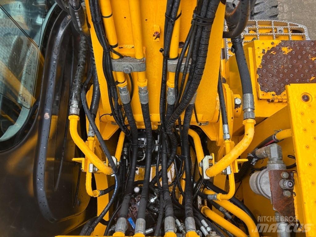 JCB JS 145 W - 160 W Wielgraafmachines