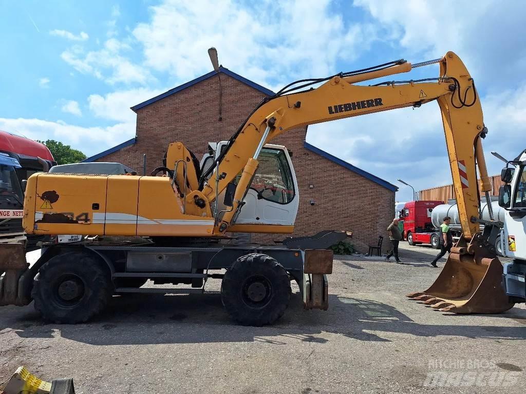 Liebherr A904C Wielgraafmachines