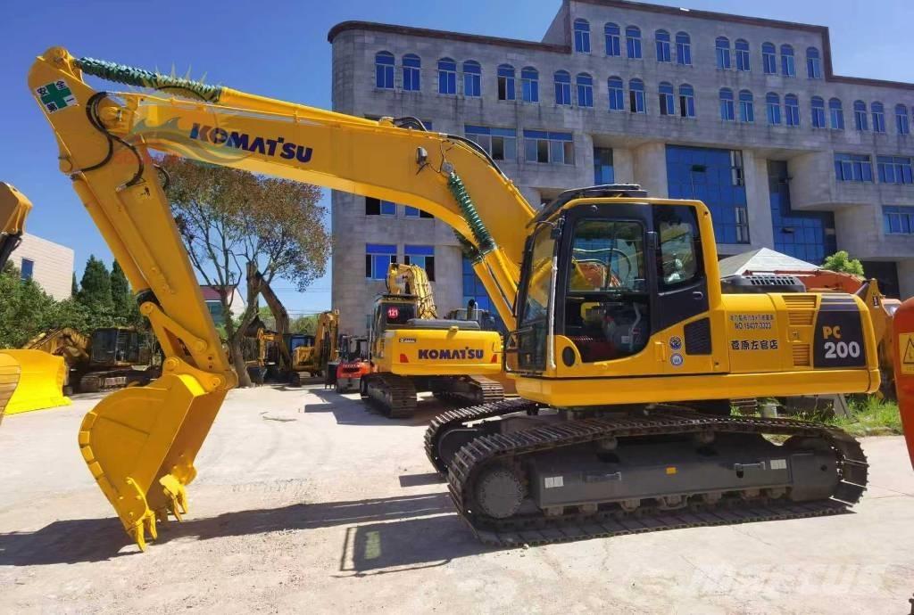 Komatsu PC 200-8 Rupsgraafmachines