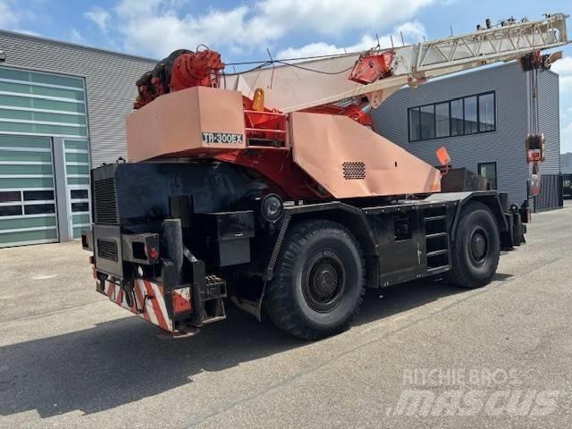 Tadano TR 300 EX Ruw terrein kranen