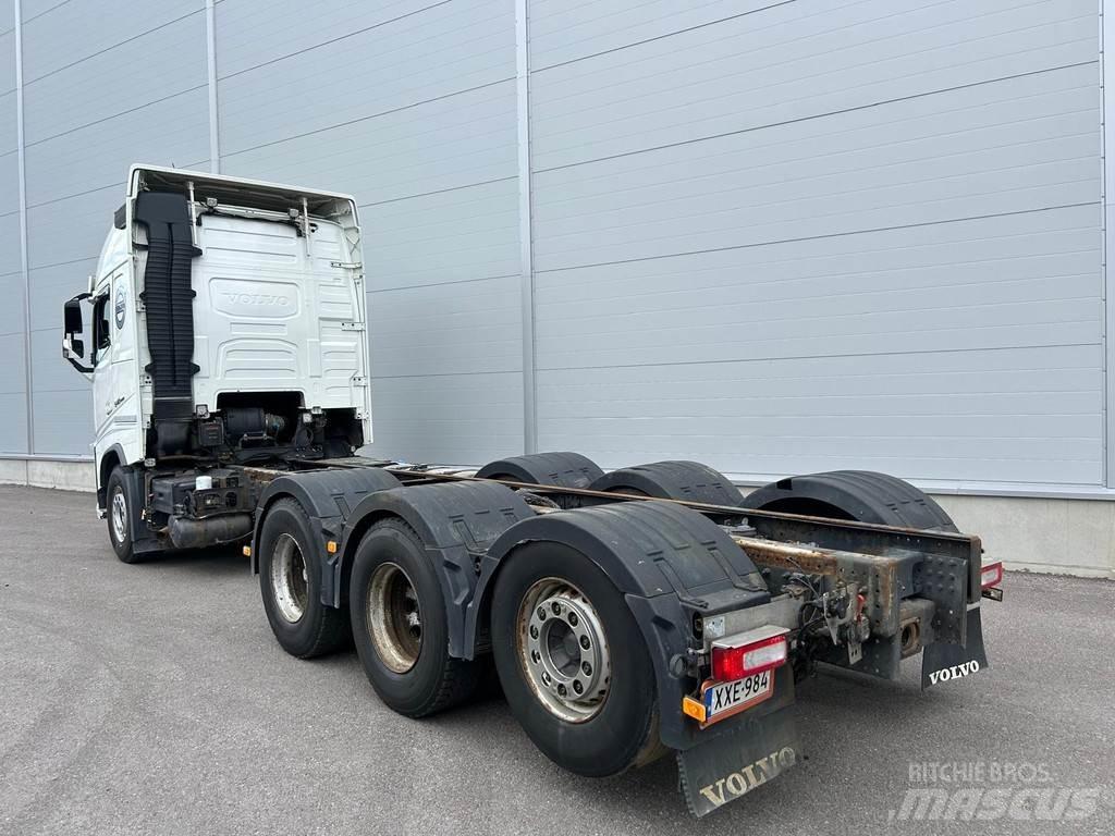 Volvo FH Chassis met cabine