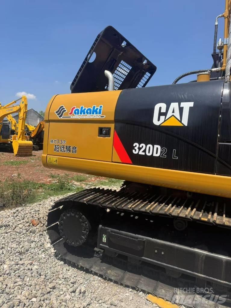 CAT 320D2 Rupsgraafmachines