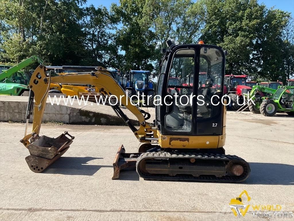CAT 302.7 D CR Minigraafmachines < 7t