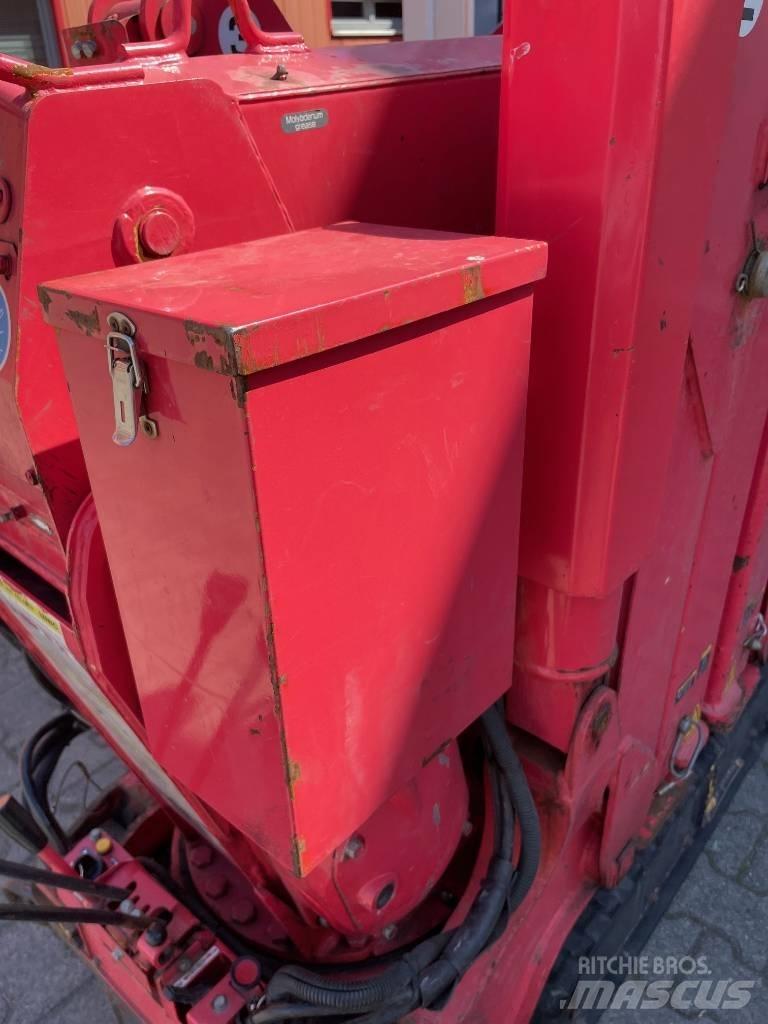 Unic URW-095 Minikranen