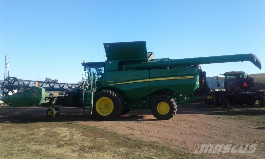 John Deere S 670 Maaidorsmachines