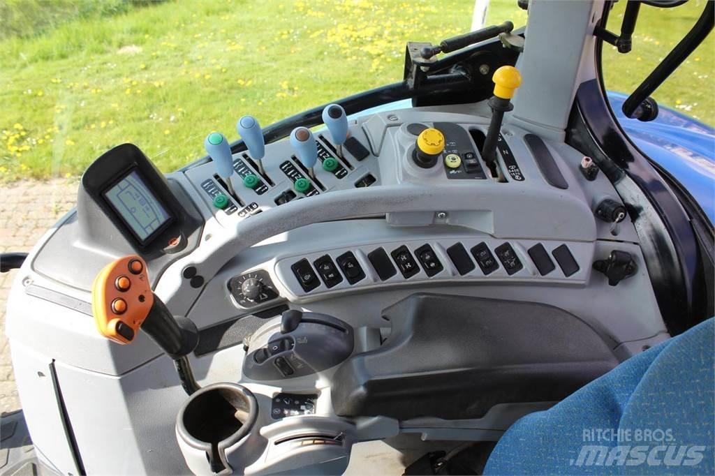 New Holland T7050 Tractoren