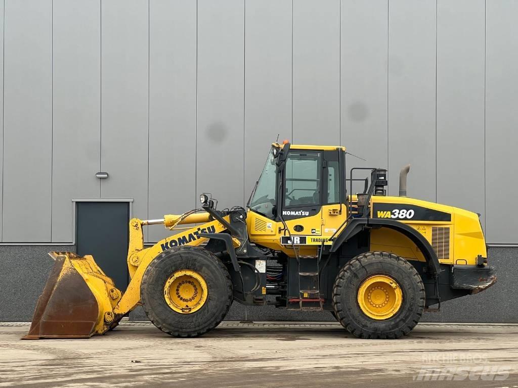 Komatsu WA 380-7 Wielladers