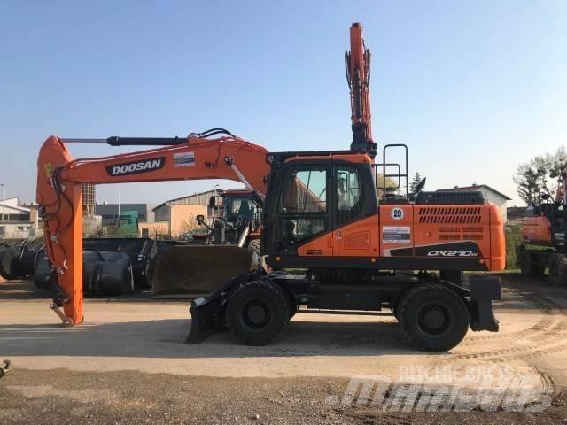Doosan DX 210 W Wielgraafmachines