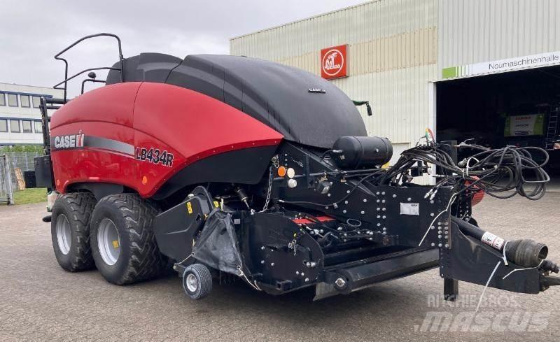Case IH LB434R Vierkante balenpers