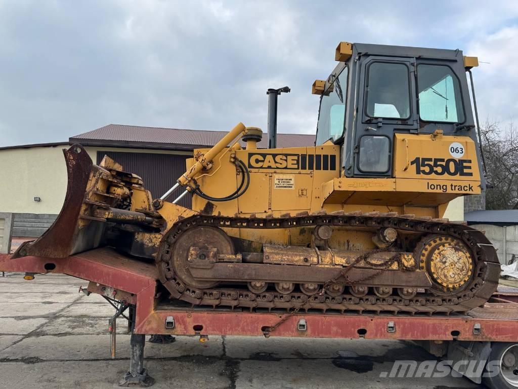 CASE 1550 E Rupsdozers