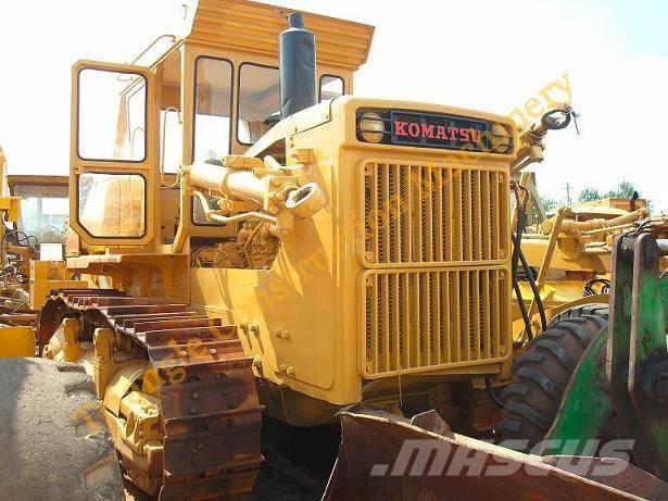 Komatsu d155a-1 Rupsdozers