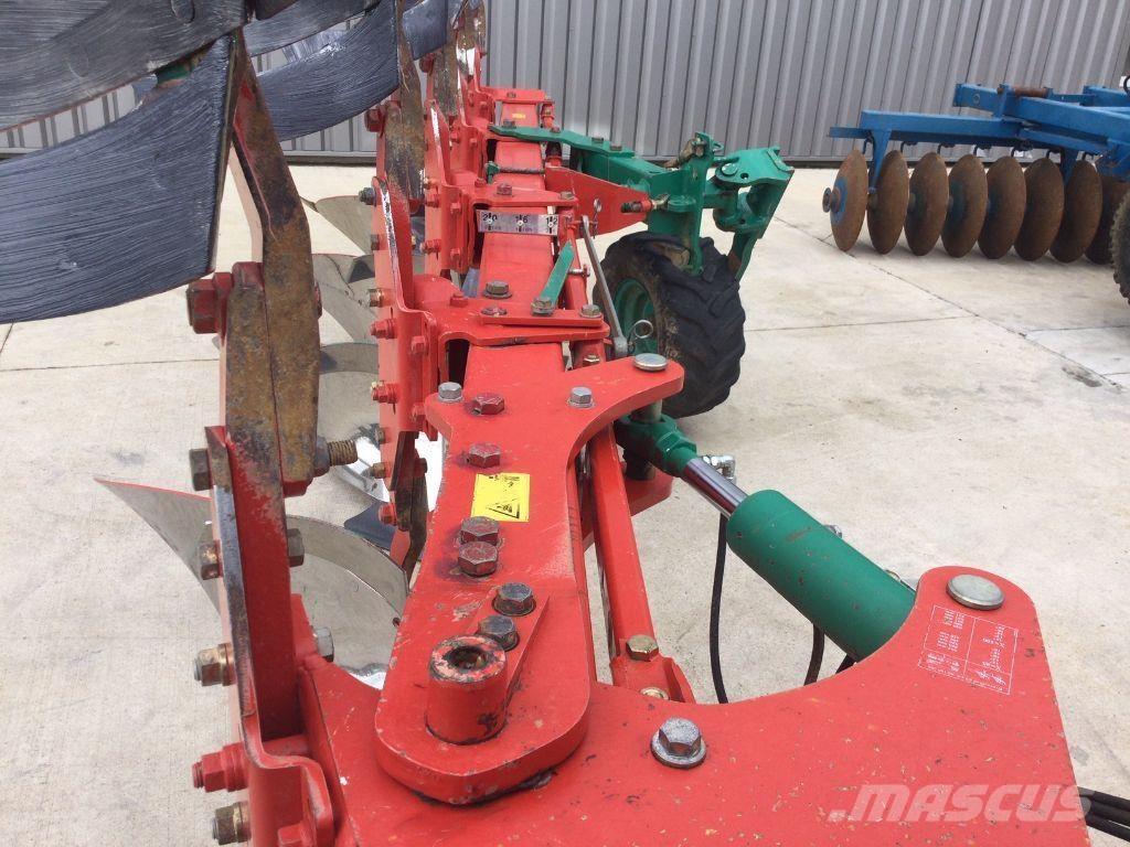 Kverneland LS100 Conventionele ploegen