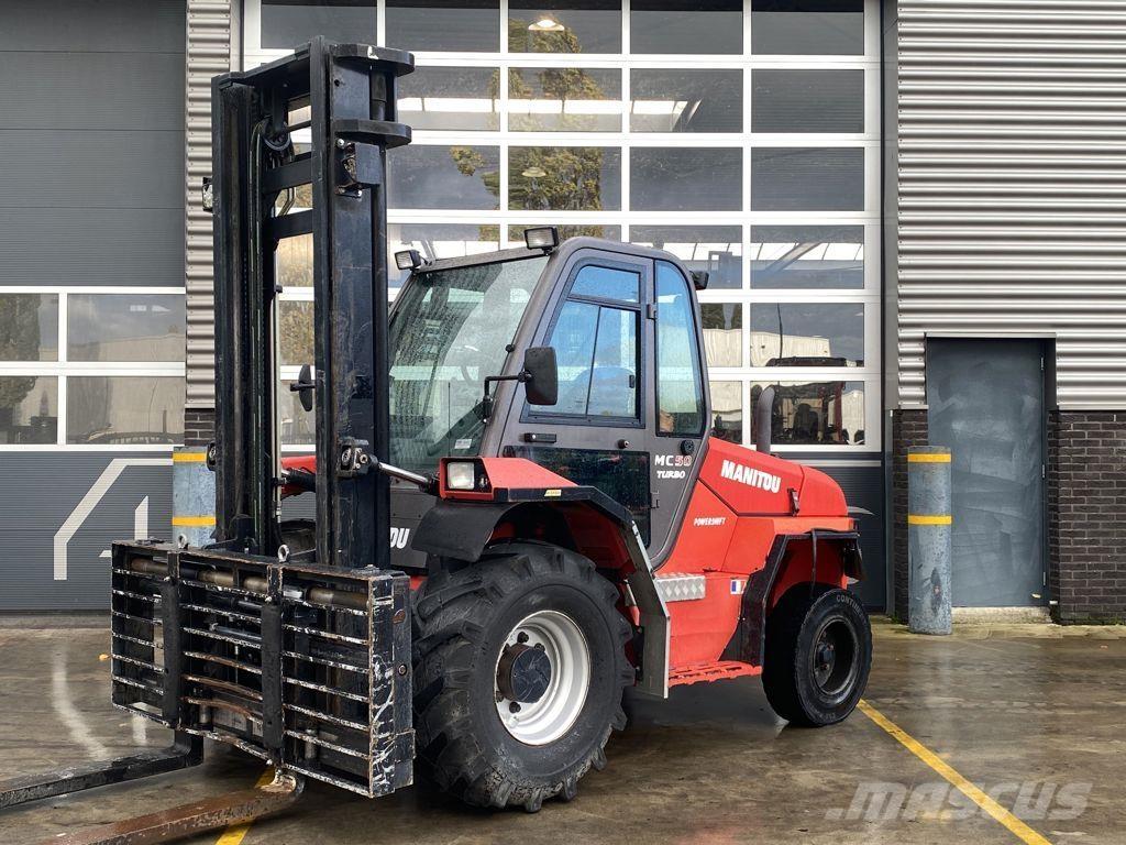 Manitou MC50 Turbo Vorkheftruck voor zwaar terrein