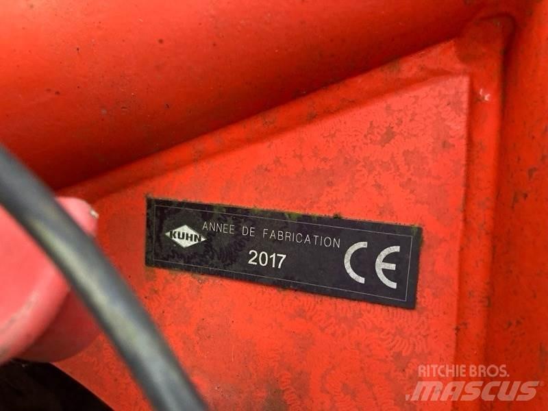Kuhn FC 8830 D Maaikneuzers