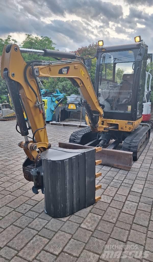 CAT 302.7 D CR Minigraafmachines < 7t