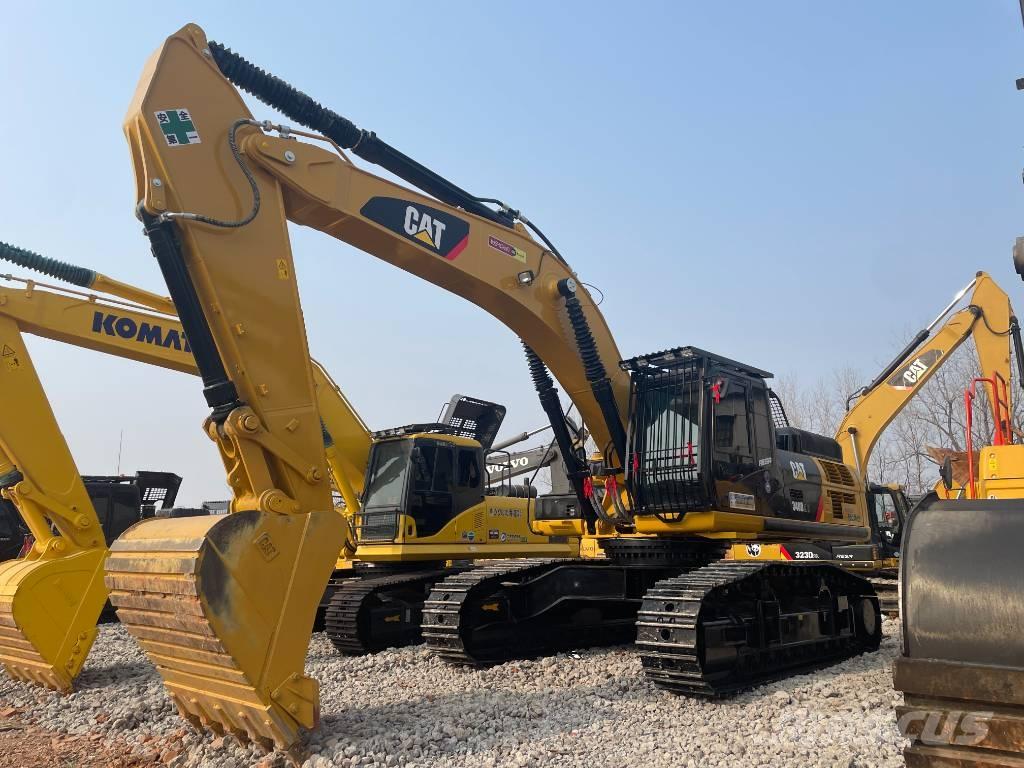 CAT 340 Rupsgraafmachines