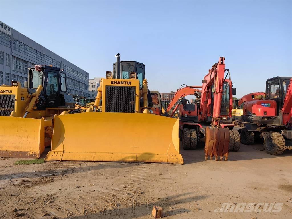 Shantui SD22 Rupsdozers