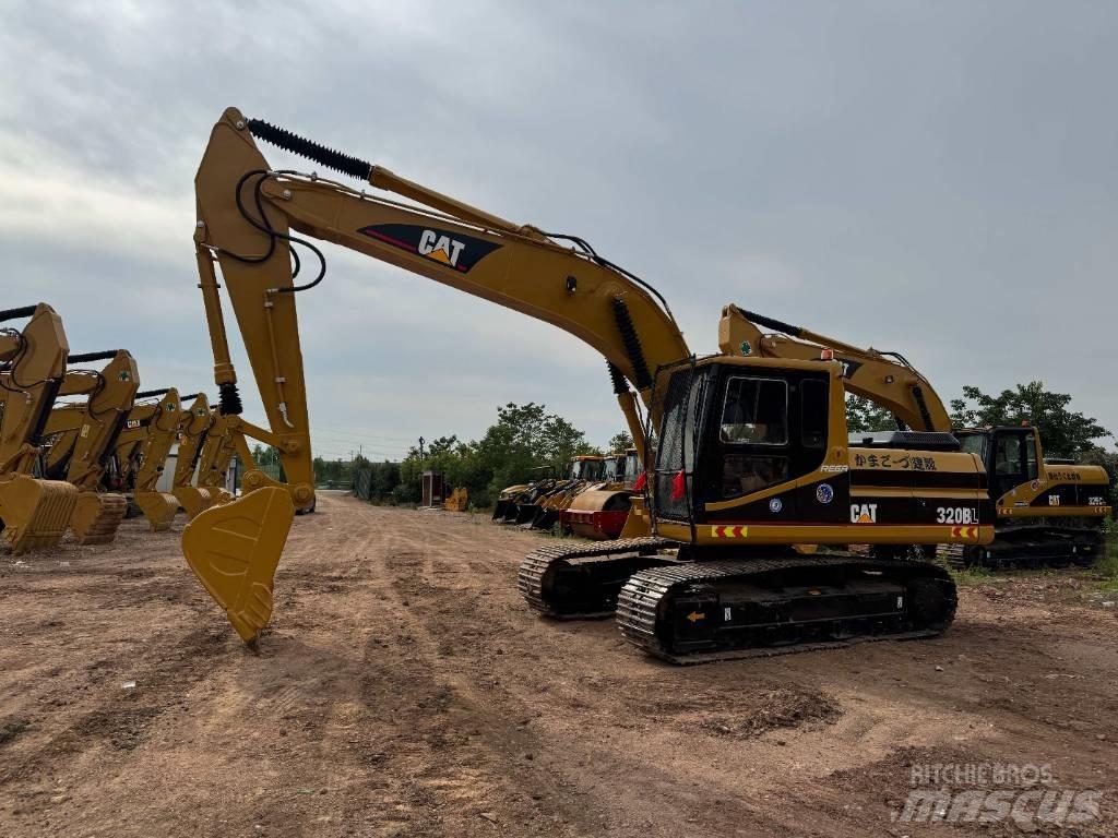CAT 320 B Rupsgraafmachines
