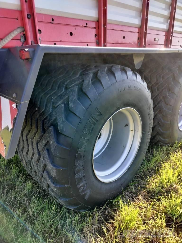 Pöttinger Torro 5700 Opraapwagens