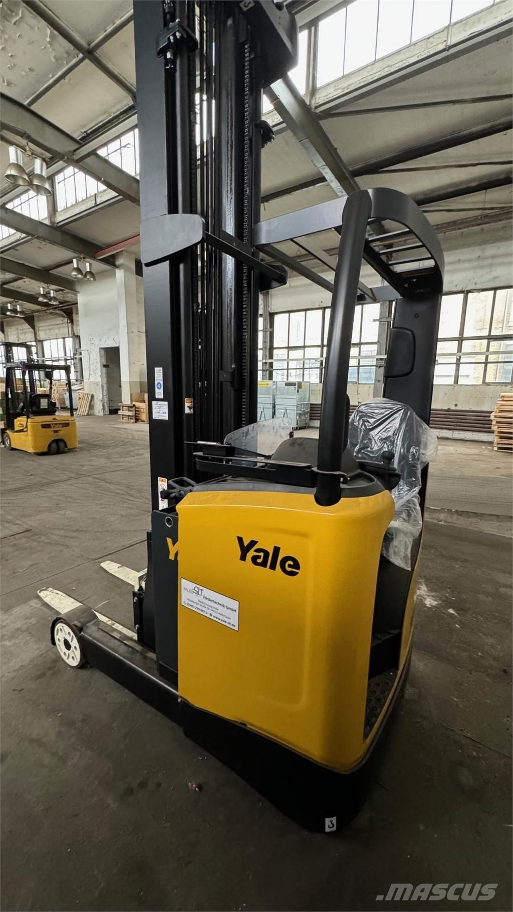 Yale MR16 Reachtruck voor hoog niveau