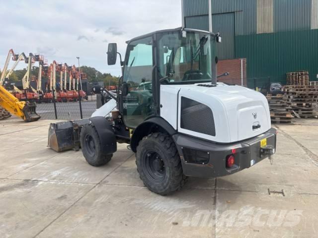 CASE 21 F Wielladers
