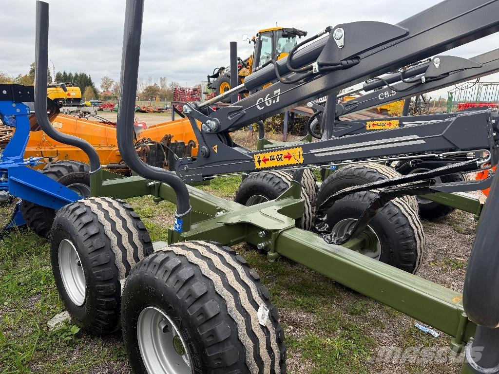 Farma T9 DS 6,7 kran Bosbouwaanhangers