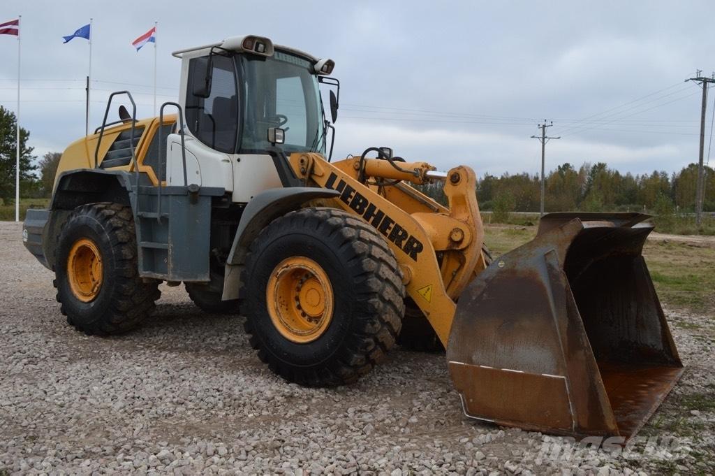 Liebherr 556 2plus2 Tool-carriers