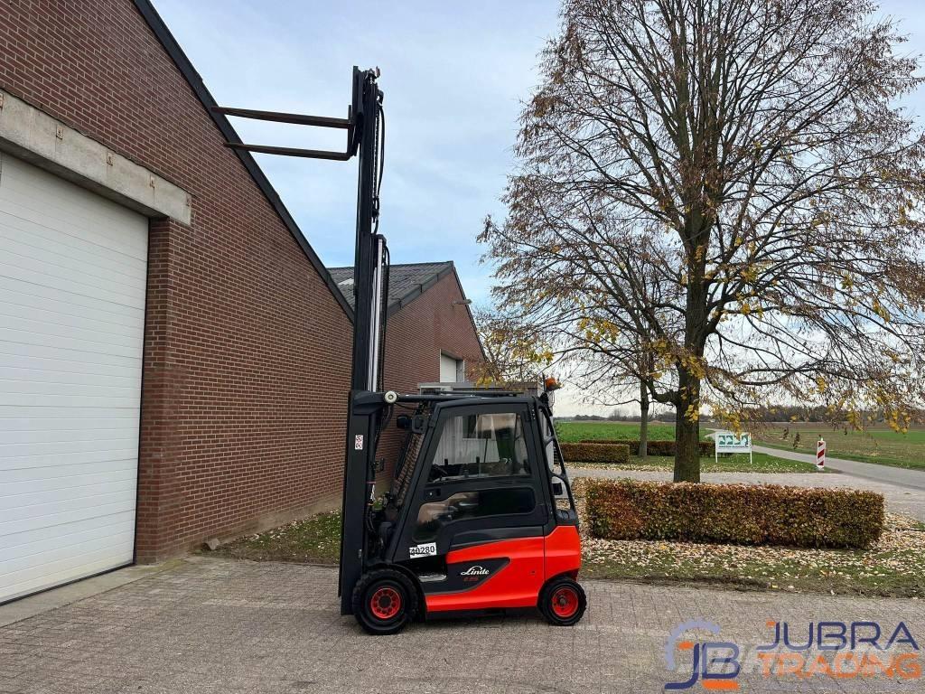 Linde E25-01 Elektrische heftrucks