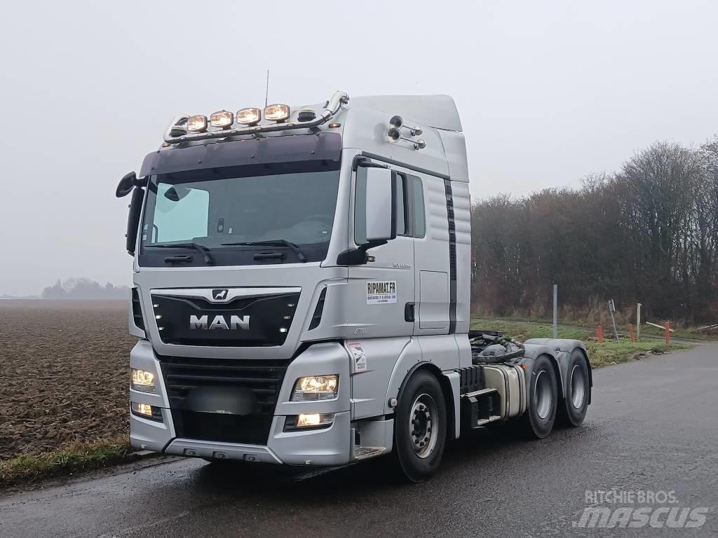 MAN TGX 33.580 Trekkers
