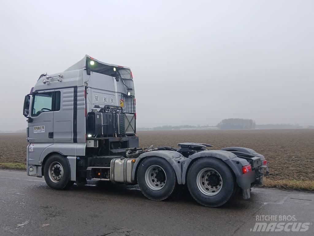 MAN TGX 33.580 Trekkers