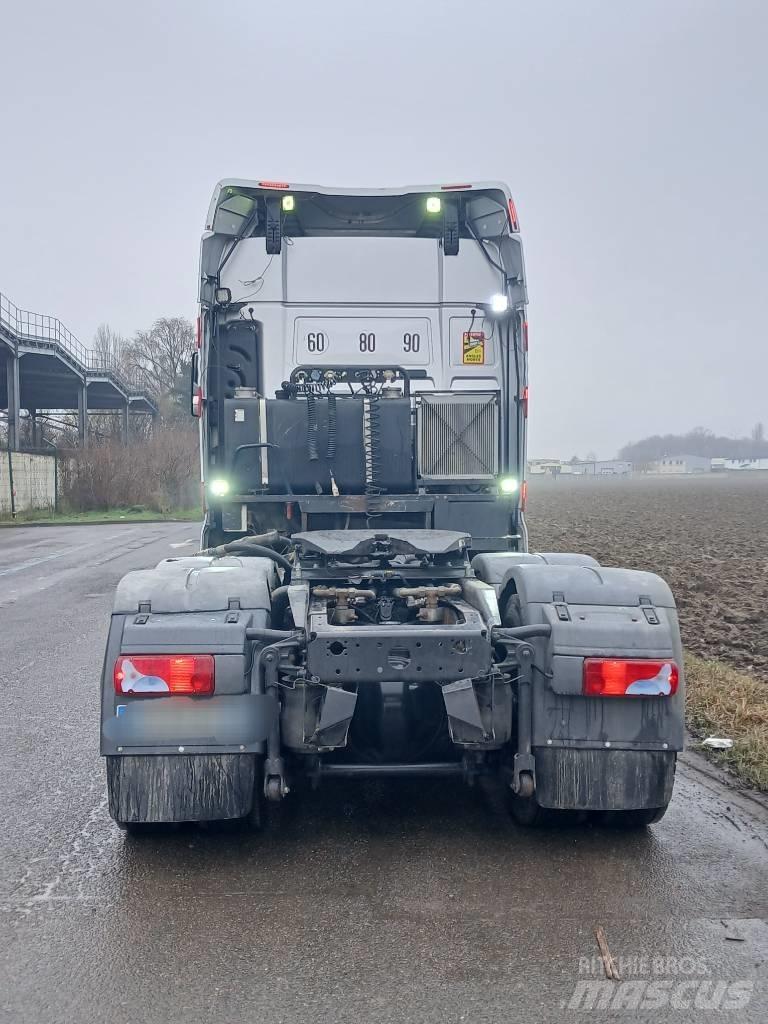 MAN TGX 33.580 Trekkers