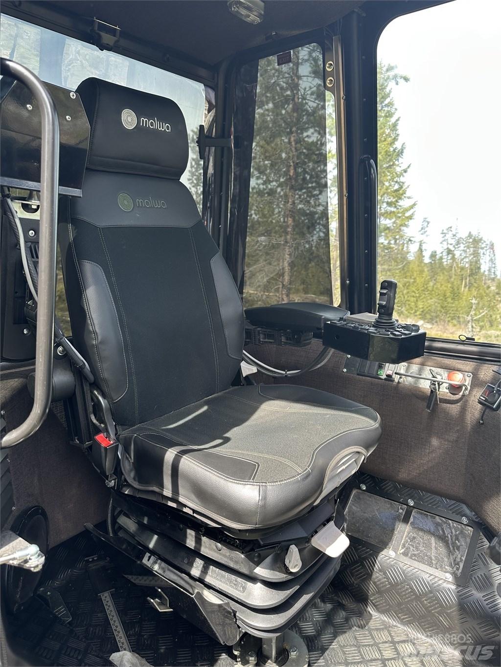 Malwa 560.4 H Harvesters