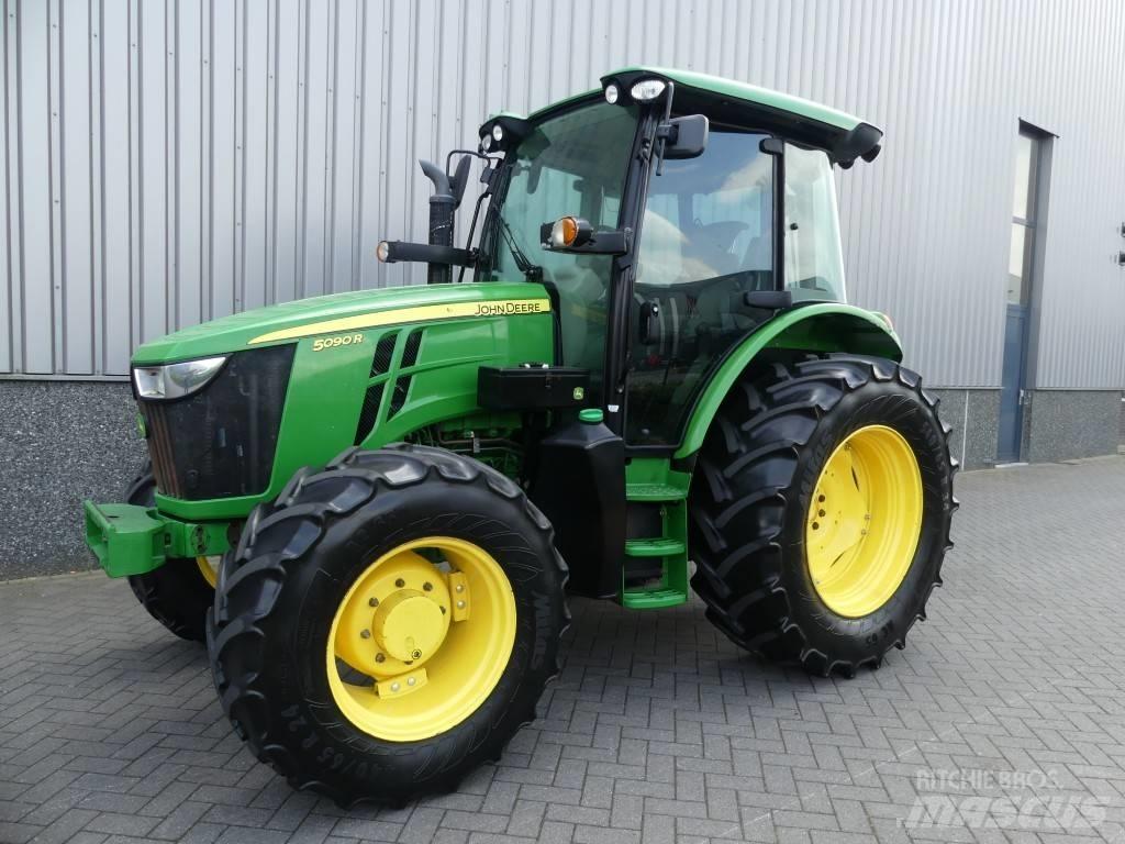 John Deere 5090 R Tractoren