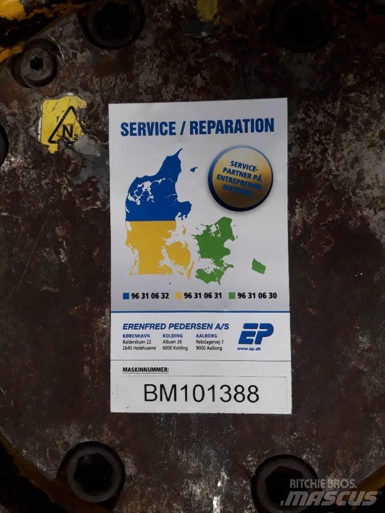 Atlas Copco SB 450 Hamers en brekers