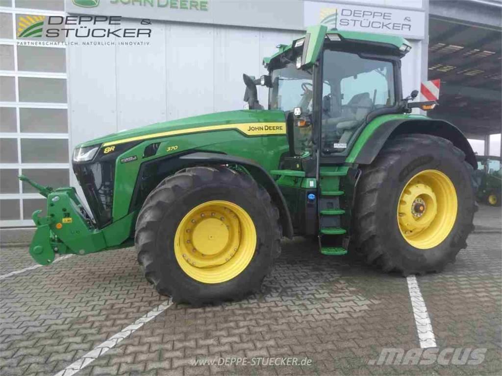 John Deere 8R 370 Tractoren