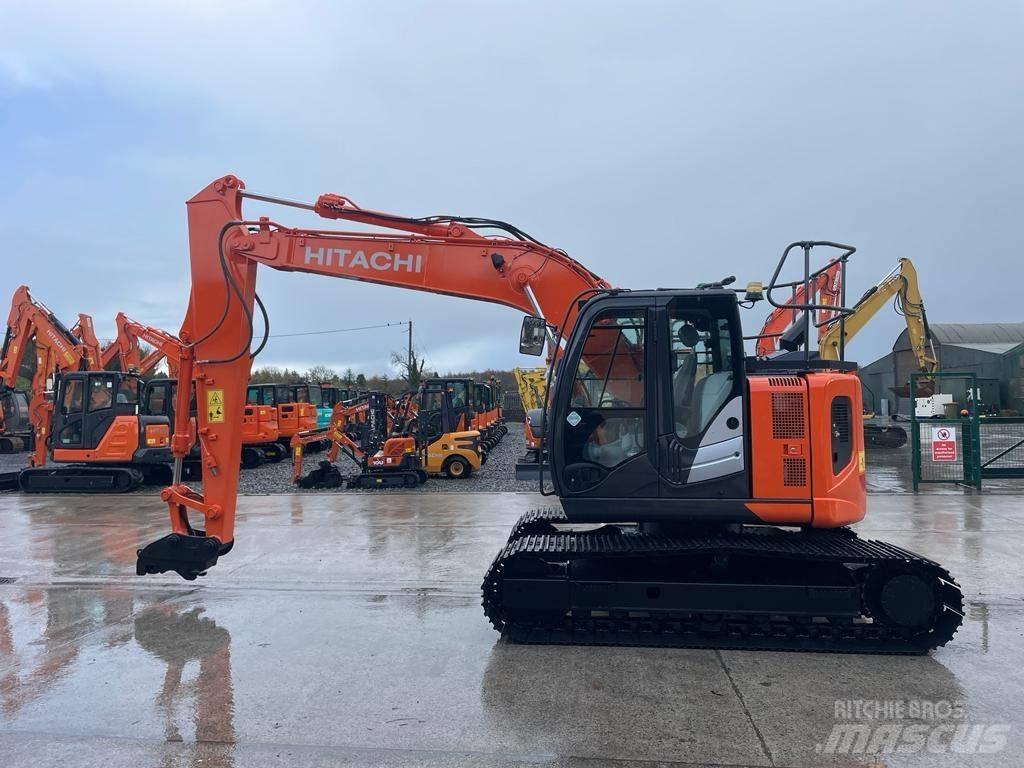 Hitachi ZX 135 US-6 Rupsgraafmachines
