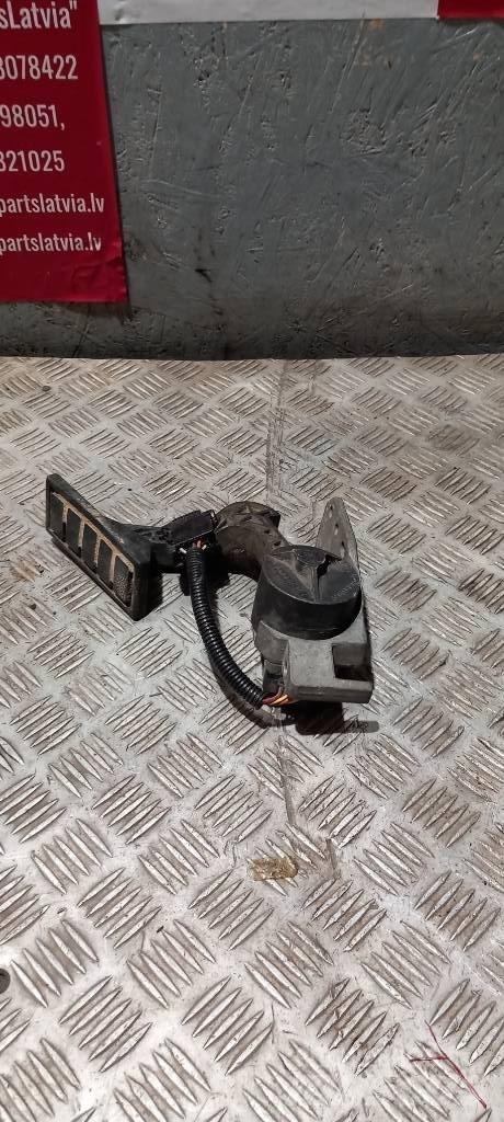 Volvo FH 13  3980492 Cabine en interieur