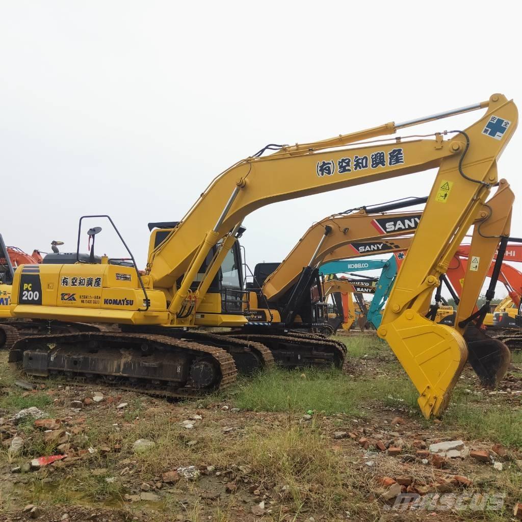 Komatsu PC200-8 Rupsgraafmachines