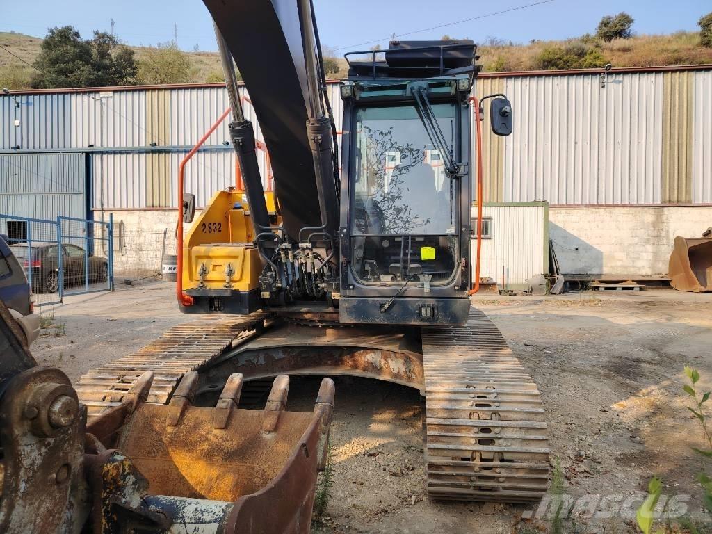 Volvo EC 220 E Rupsgraafmachines