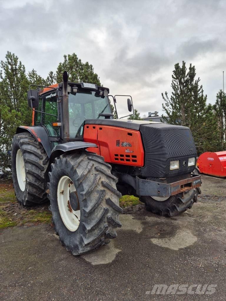 Valtra 8550 Tractoren