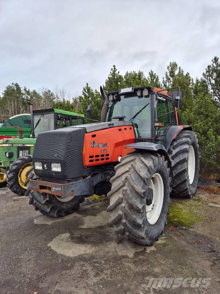 Valtra 8550 Tractoren