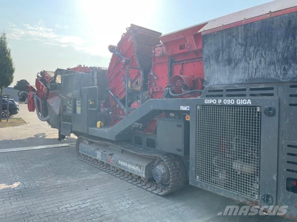 GIPO P090 GIGA Mobile crushers