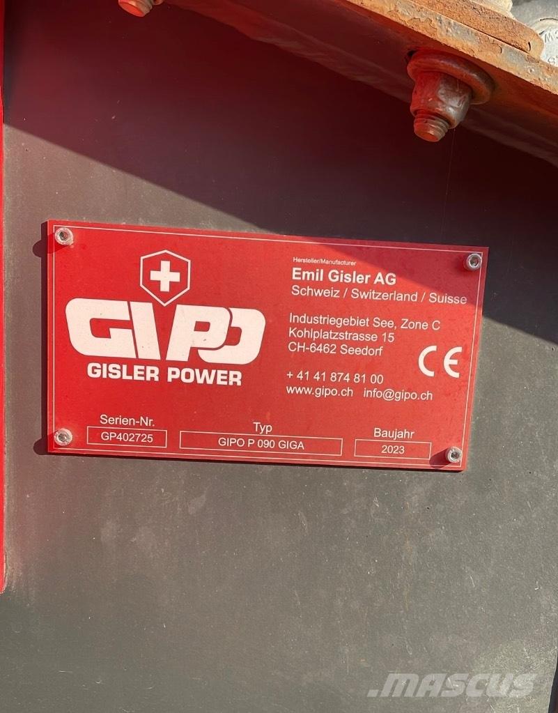 GIPO P090 GIGA Mobile crushers